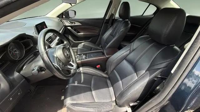 2018 Mazda Mazda3 Touring