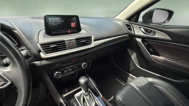 2018 Mazda Mazda3 Touring