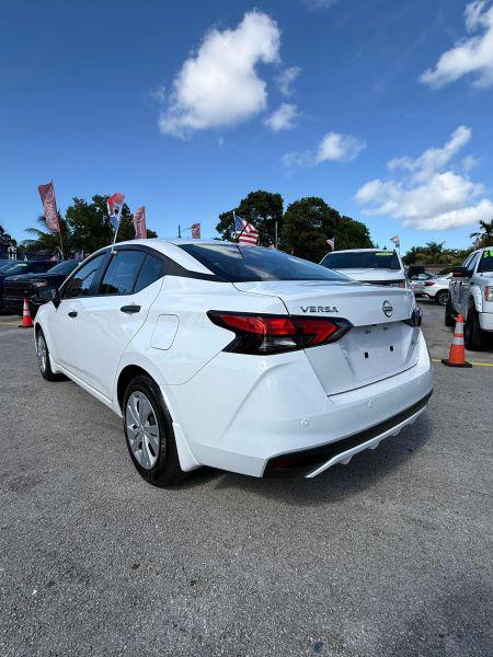 2025 Nissan Versa 1.6 S