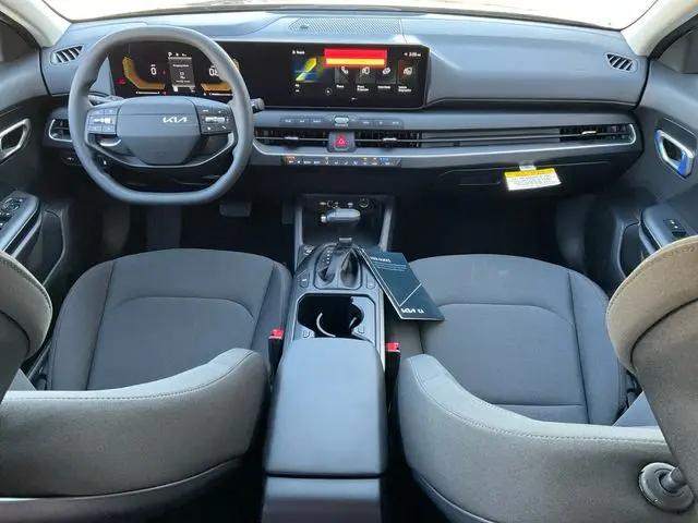 2026 Kia K4 LX