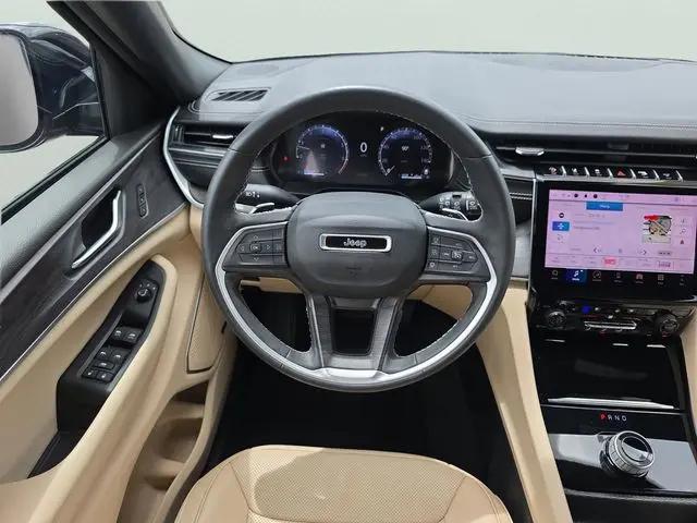 2024 Jeep Grand Cherokee Limited 4x2