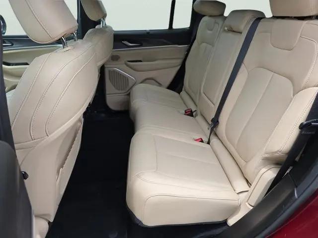 2024 Jeep Grand Cherokee Limited 4x2