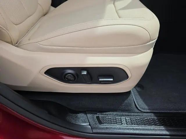 2024 Jeep Grand Cherokee Limited 4x2