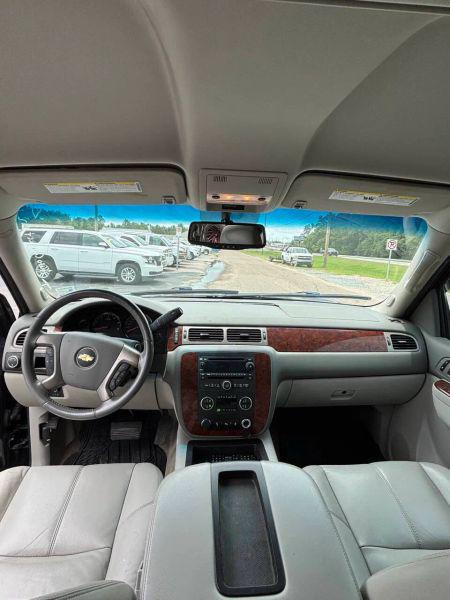 2014 Chevrolet Suburban LT