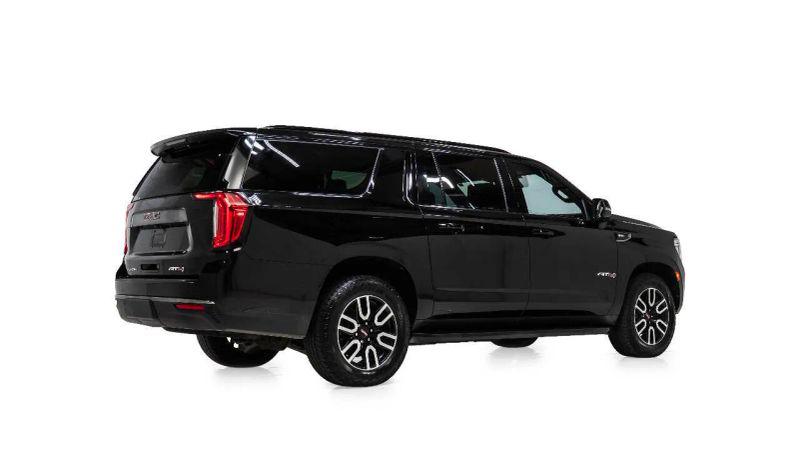 2021 GMC Yukon XL 4WD AT4