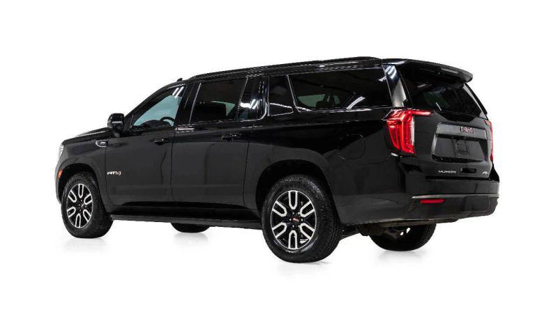 2021 GMC Yukon XL 4WD AT4