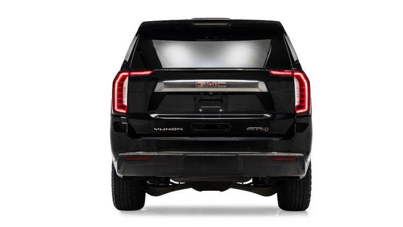 2021 GMC Yukon XL 4WD AT4
