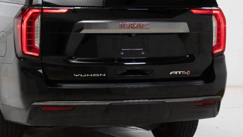 2021 GMC Yukon XL 4WD AT4
