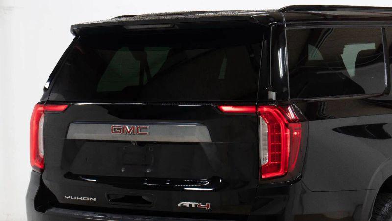 2021 GMC Yukon XL 4WD AT4