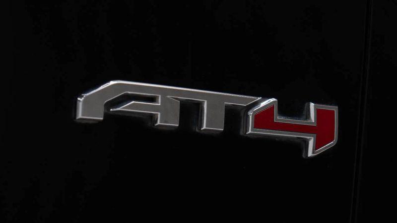 2021 GMC Yukon XL 4WD AT4