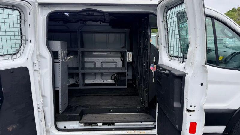 2016 Ford Transit w/60/40 Side Door w/RWB