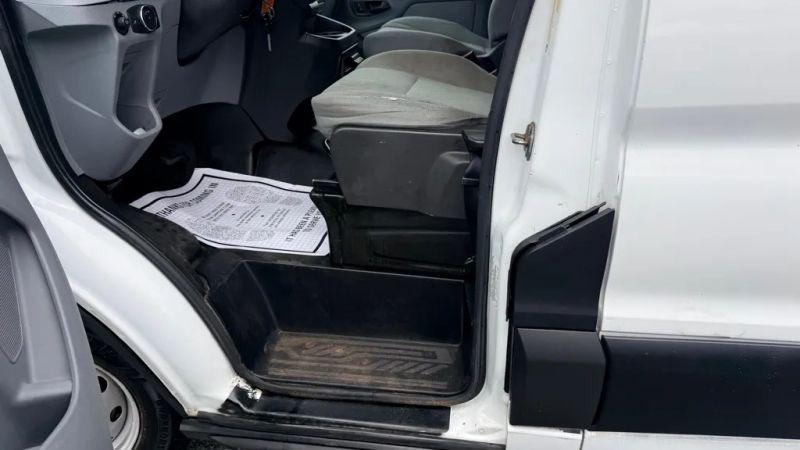 2016 Ford Transit w/60/40 Side Door w/RWB