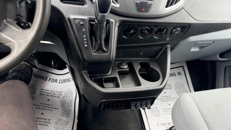 2016 Ford Transit w/60/40 Side Door w/RWB
