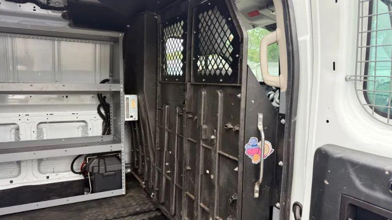 2016 Ford Transit w/60/40 Side Door w/RWB