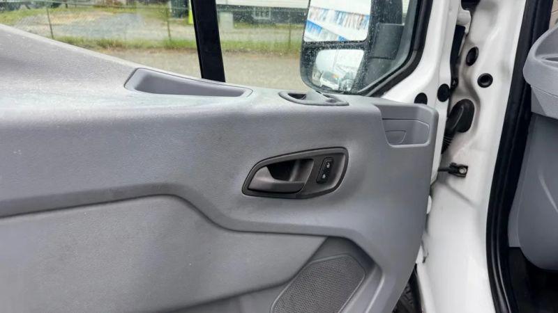 2016 Ford Transit w/60/40 Side Door w/RWB