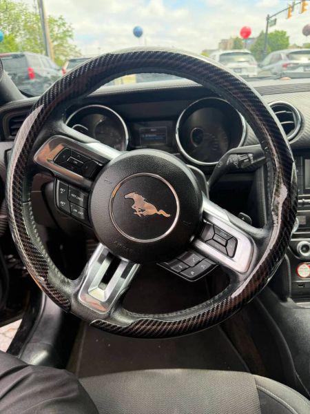 2016 Ford Mustang V6