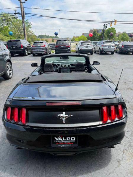 2016 Ford Mustang V6