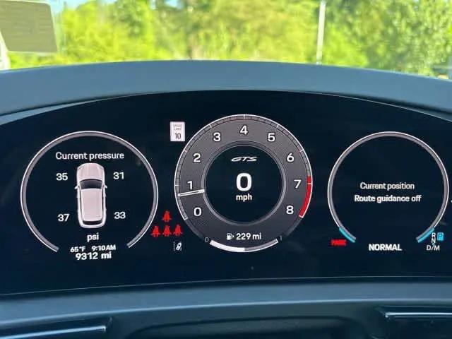 2025 Porsche Cayenne GTS