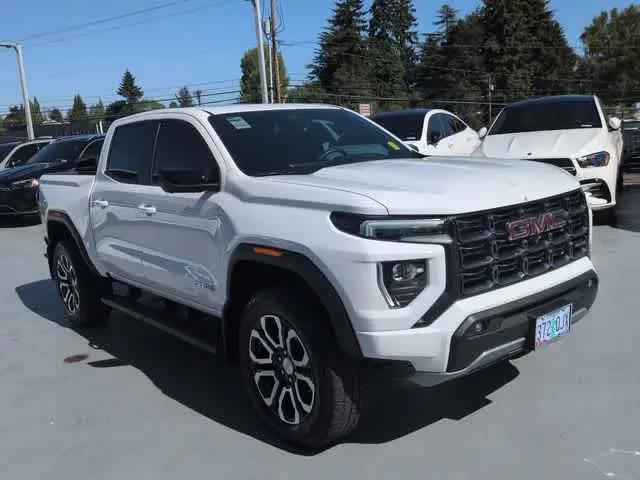 2023 GMC Canyon 4WD Crew Cab Short Box AT4