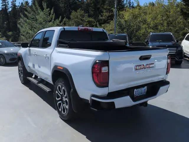 2023 GMC Canyon 4WD Crew Cab Short Box AT4
