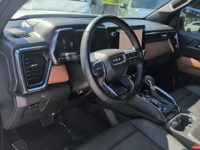 2023 GMC Canyon 4WD Crew Cab Short Box AT4