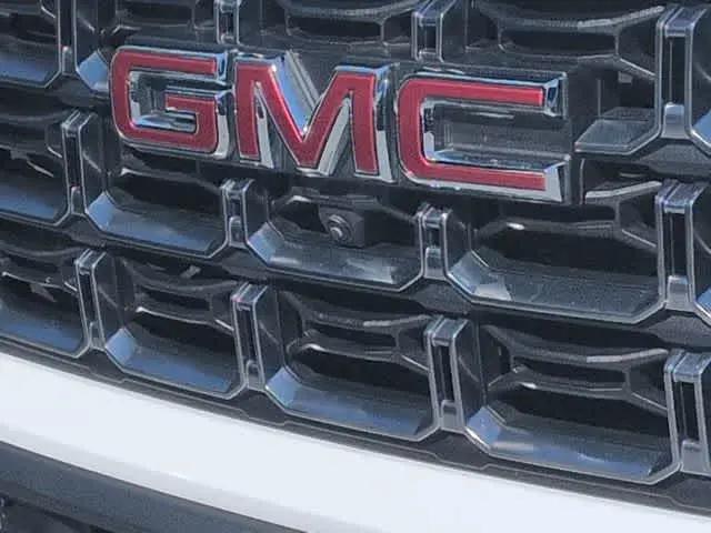 2023 GMC Canyon 4WD Crew Cab Short Box AT4