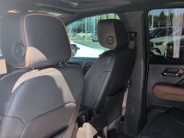 2023 GMC Canyon 4WD Crew Cab Short Box AT4