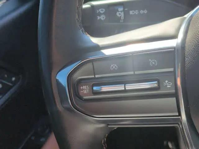 2023 GMC Canyon 4WD Crew Cab Short Box AT4