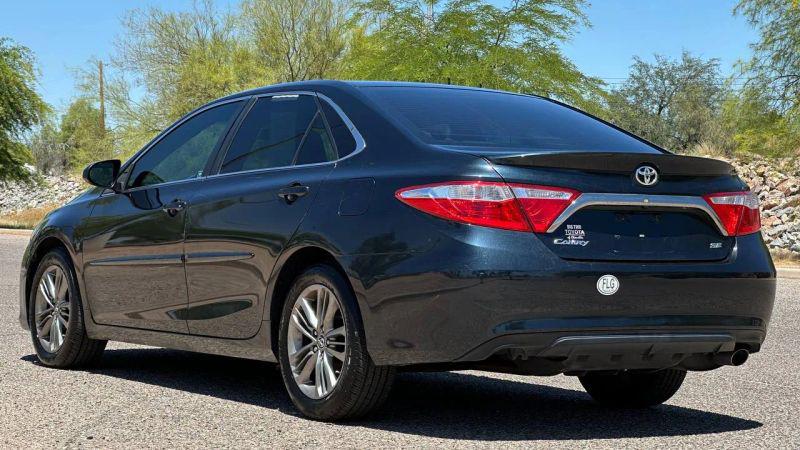 2016 Toyota Camry SE
