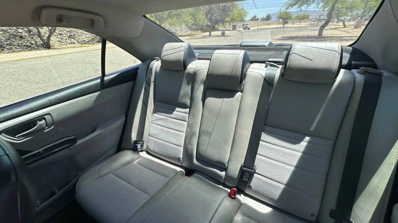 2016 Toyota Camry SE