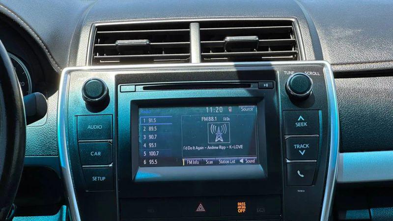 2016 Toyota Camry SE