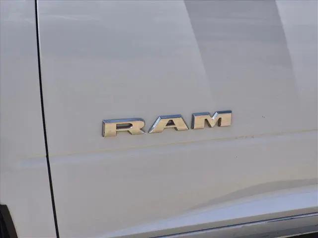 2021 Jeep Ram 2500 Tradesman Crew Cab 4x4 8' Box