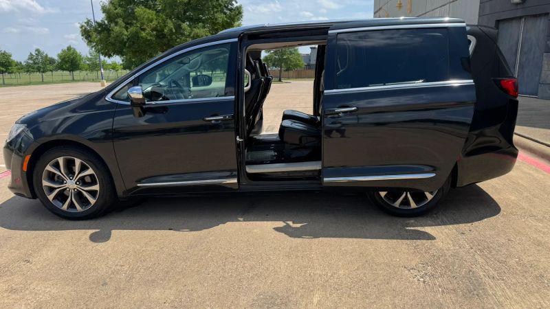 2017 Chrysler Pacifica Limited