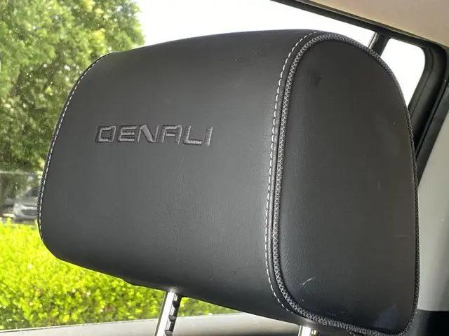 2020 GMC Yukon XL 4WD Denali