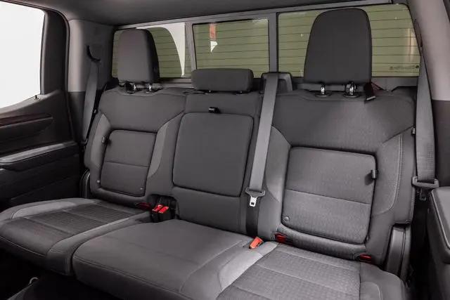 2023 Chevrolet Silverado 1500 4WD Crew Cab Standard Bed LT