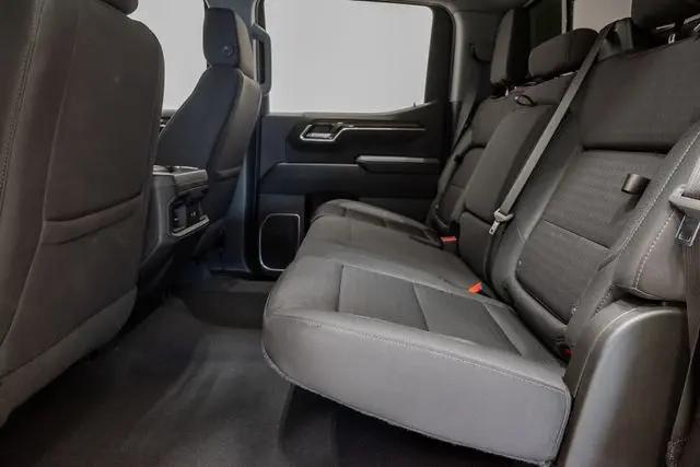 2023 Chevrolet Silverado 1500 4WD Crew Cab Standard Bed LT