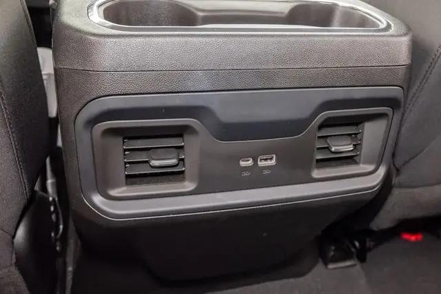 2023 Chevrolet Silverado 1500 4WD Crew Cab Standard Bed LT