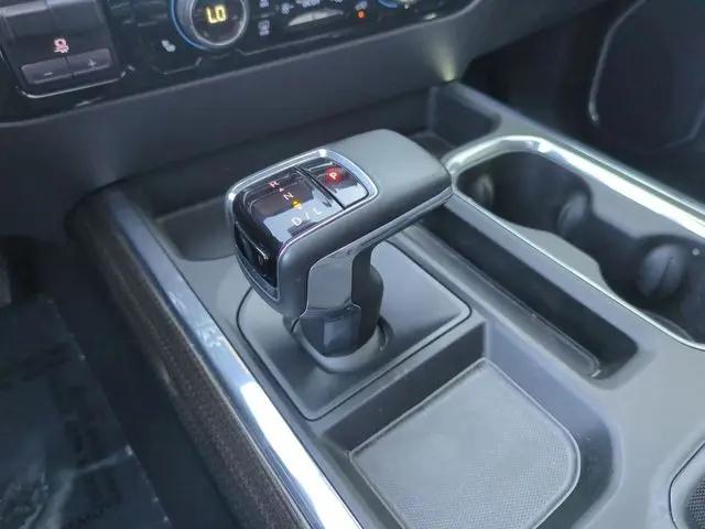 2023 Chevrolet Silverado 1500 4WD Crew Cab Standard Bed LT Trail Boss