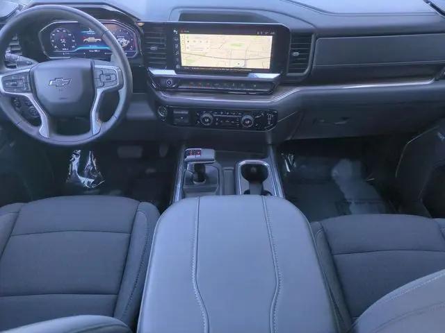 2023 Chevrolet Silverado 1500 4WD Crew Cab Standard Bed LT Trail Boss