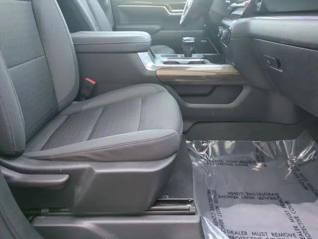 2023 Chevrolet Silverado 1500 4WD Crew Cab Standard Bed LT Trail Boss