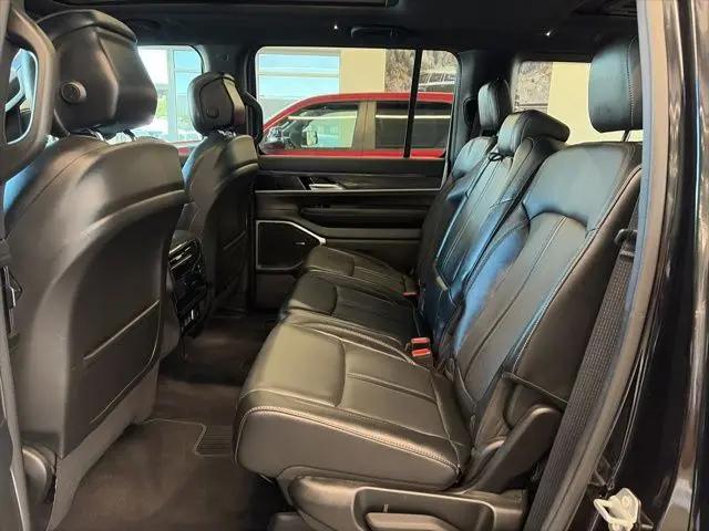 2022 Jeep Wagoneer Series II 4x4