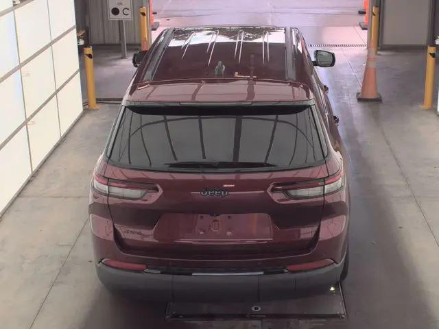 2024 Jeep Grand Cherokee L Altitude 4x4