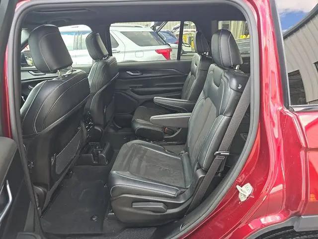 2024 Jeep Grand Cherokee L Altitude 4x4