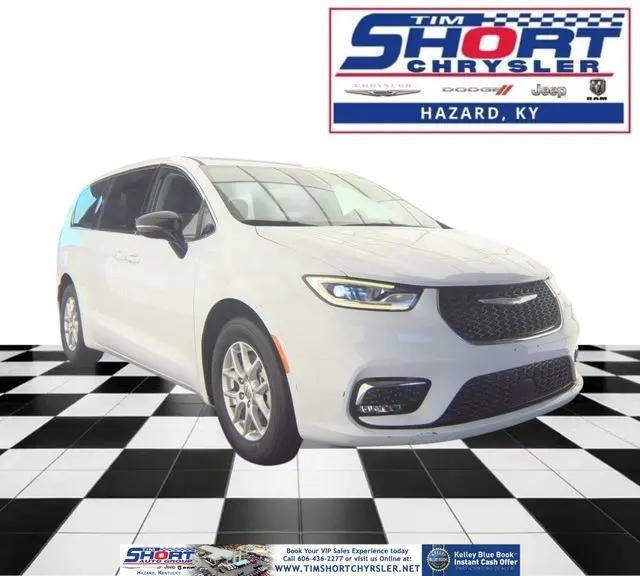 2024 Chrysler Pacifica Touring L for sale in Hazard, KY