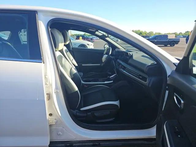 2025 Kia K4 GT-Line Turbo