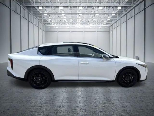 2025 Kia K4 GT-Line Turbo