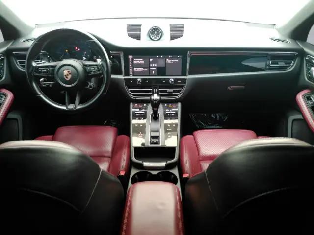 2023 Porsche Macan T