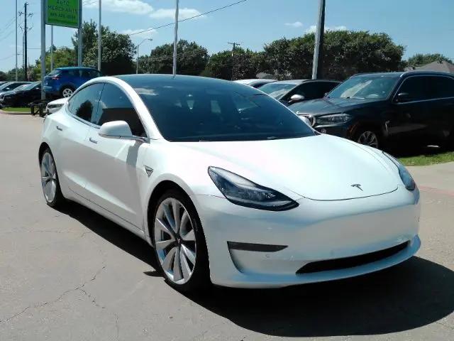 2019 Tesla Model 3 Performance