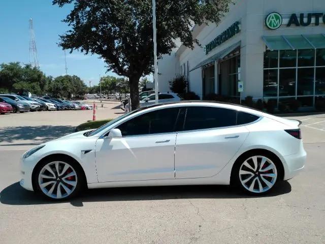 2019 Tesla Model 3 Performance