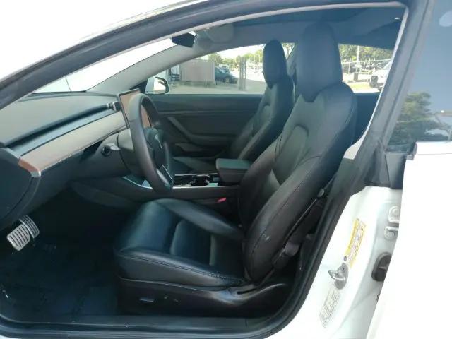 2019 Tesla Model 3 Performance